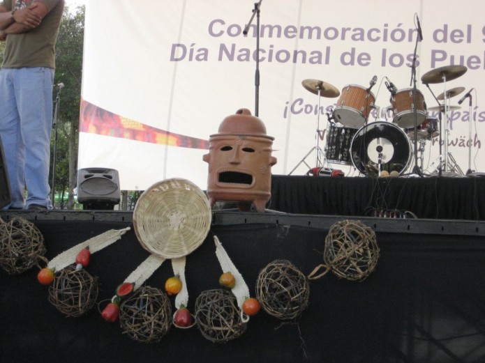 Adornos en el escenario Adornos en el escenario