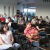 Escuchando la charla de Eduardo Arcos