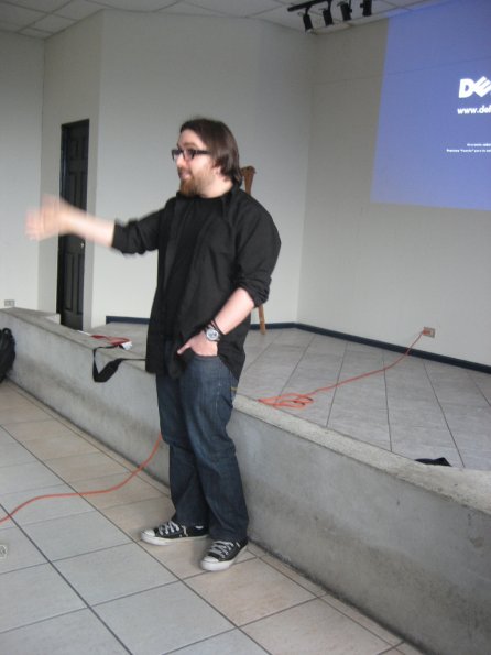 Eduardo Arcos en barcampgt