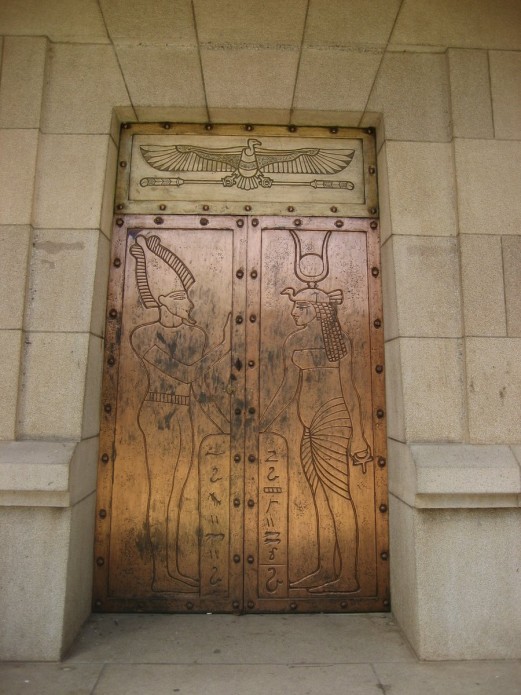 Entrada a la tumba egipcia