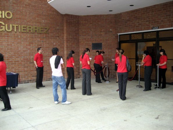 Entrada al auditorio
