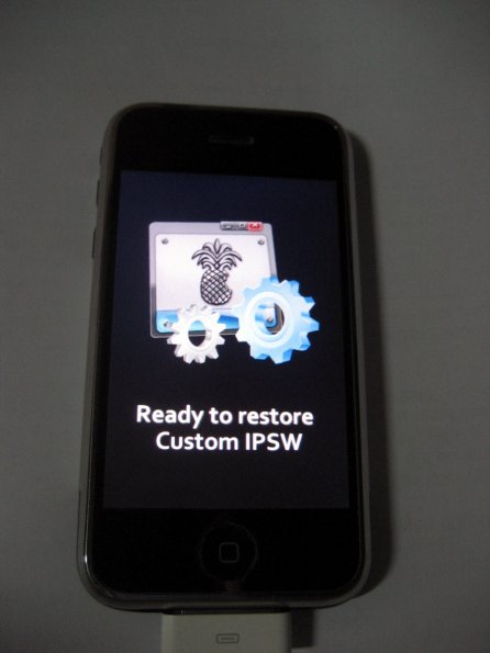 Apple->pwned++