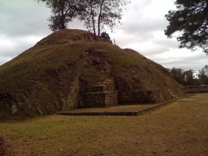 Templo de Iximché Templo de Iximché