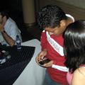 Probando el iphone de leo prieto