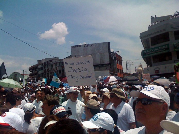 'No más violencia, justicia, paz y unidad' 'No más violencia, justicia, paz y unidad'