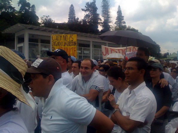 "Colom no es digno de la presidencia"