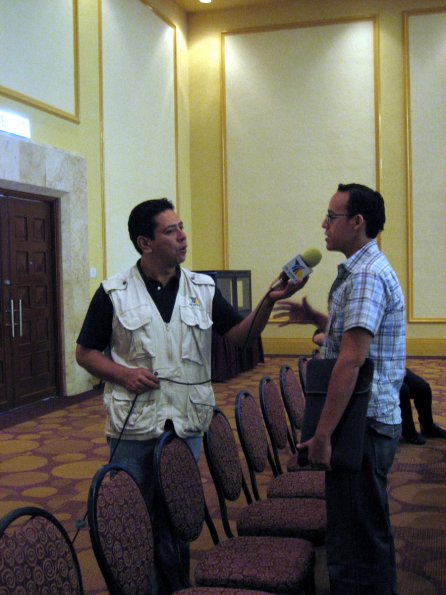 Gente de Televisa haciendo cobertura del evento