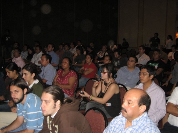 Asistentes al panel sobre The future of browsers