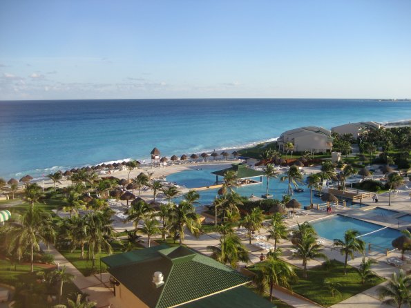 &Aacute;rea de picinas del Hilton