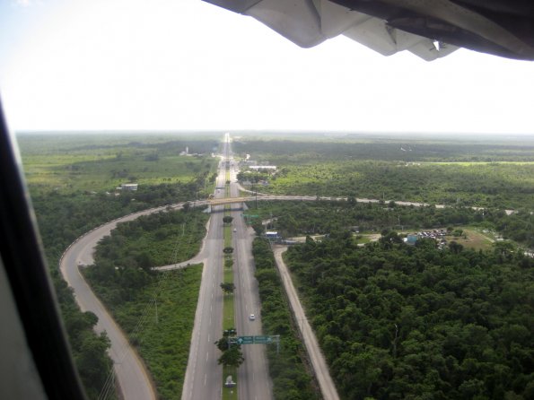 Autopista hacia cancÃºn