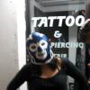 Stephanie haciendo de luchadora 