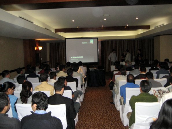 Asistentes a la conferencia