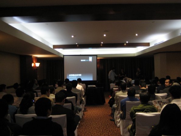 Asistentes a la conferencia