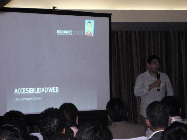 Pablo Rigazzi en su Conferencia
