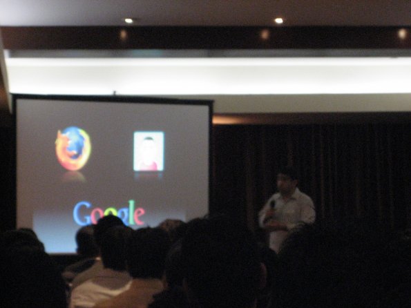 Pablo Rigazzi en su Conferencia