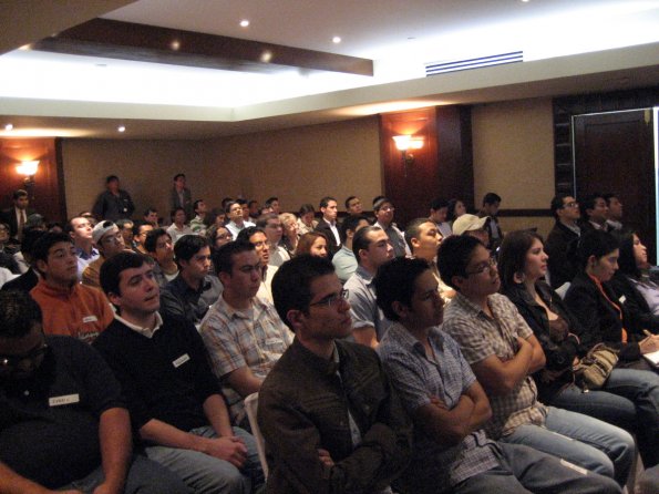 Asistentes a la conferencia