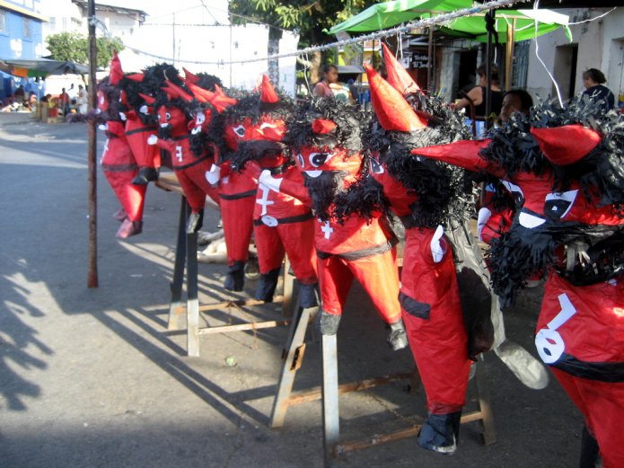 Piñatas de Diablo - 1