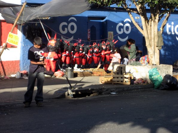 Monton de piÃ±atas