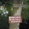 No sbrecargar ni saltar (en) el puente