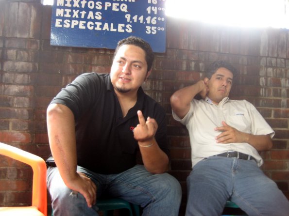 Sirgt saludando a Pena2